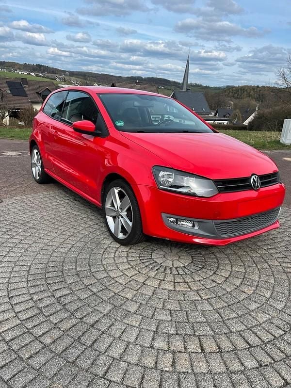 Second-hand VW Polo 86 CP (63 kW) 2010 Roșu Hatchback