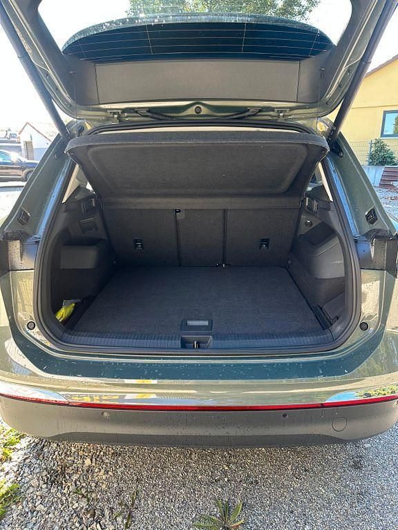 Gebraucht VW Tiguan Elegance 150 PS (110 kW) 2024 Grün SUV