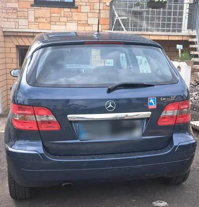 Gebraucht Mercedes B200 136 PS (100 kW) 2006 Blau Van / Kleinbus