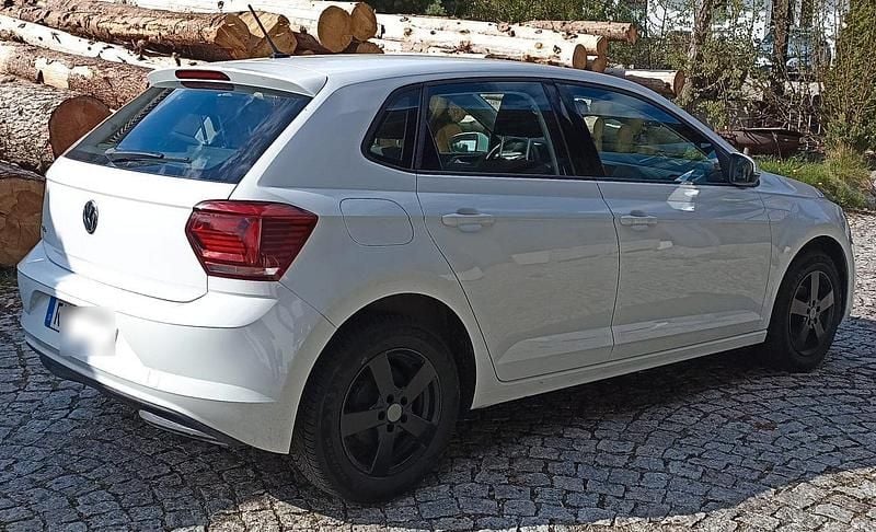 Second-hand VW Polo Comfortline 95 CP (69 kW) 2019 Alb Hatchback