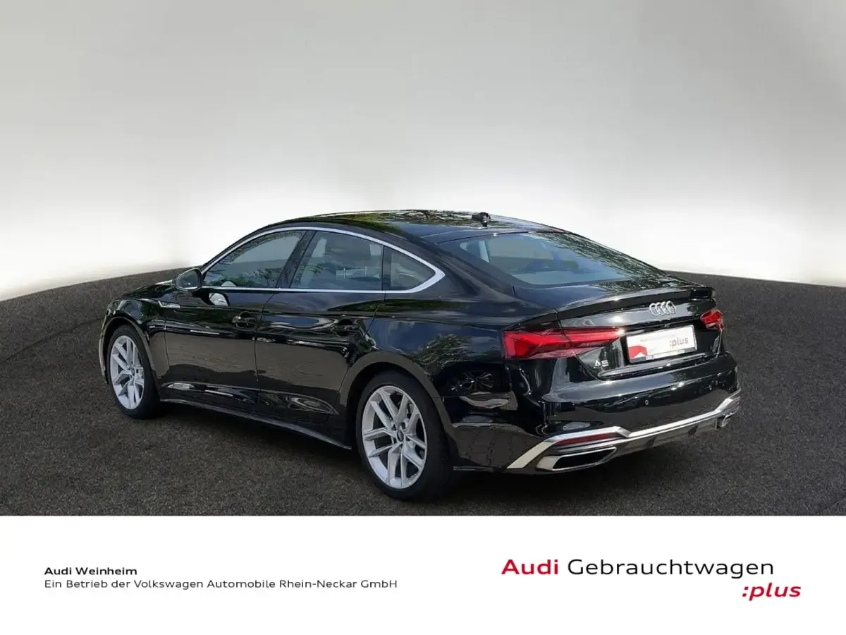 Gebraucht Audi A5 Sportback S-Line 204 PS (150 kW) 2023 Mythosschwarz metallic Kleinwagen