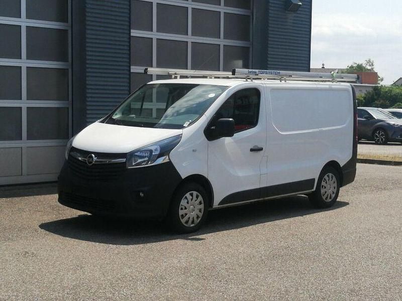 Gebraucht Opel Vivaro 121 PS (88 kW) 2018 Weiss Van / Kleinbus