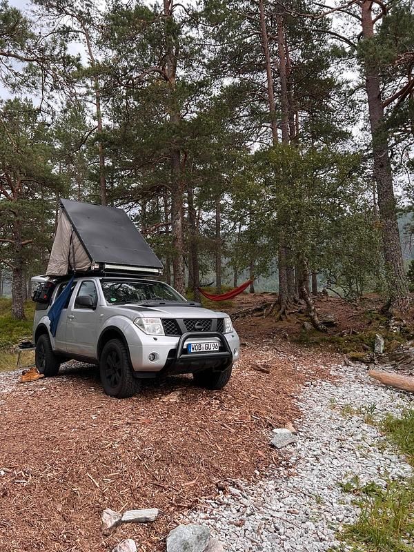 Silber Gebraucht 2008 Nissan Pathfinder SUV | 10.499 € - Bild 1/4