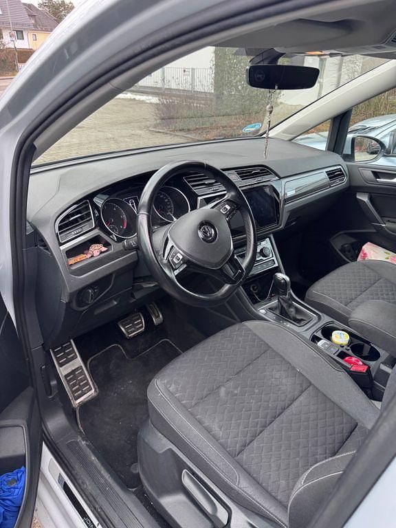 Gebraucht VW Touran Join 116 PS (85 kW) 2018 Silber Van / Kleinbus