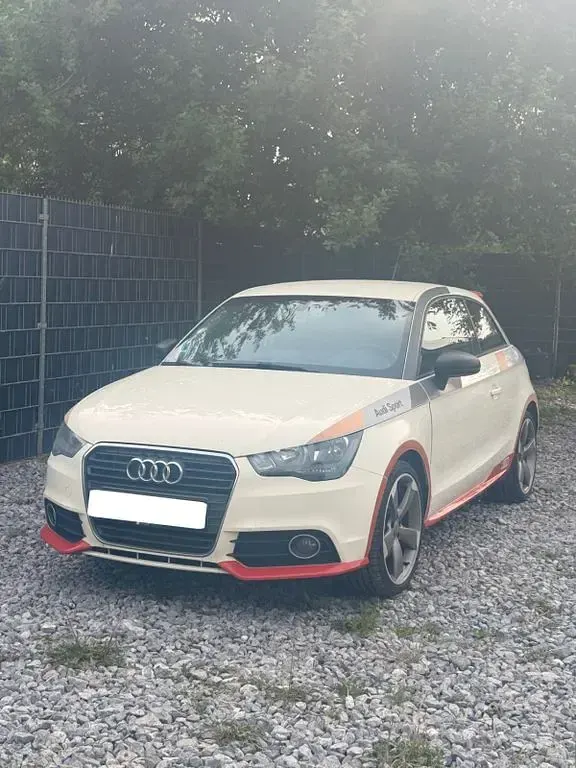 Gebraucht Audi A1 Competition 143 PS (105 kW) 2012 Weiß Kleinwagen