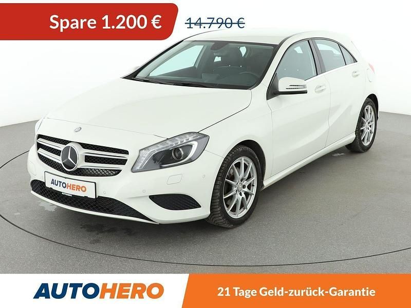 Weiß Gebraucht 2015 Mercedes A180 Style Limousine | 13.310 € (Fairer Preis) - Bild 1/3
