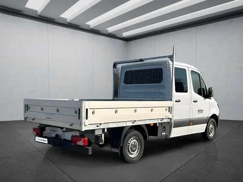 Gebraucht Mercedes Sprinter 170 PS (125 kW) 2026 Weiß Van