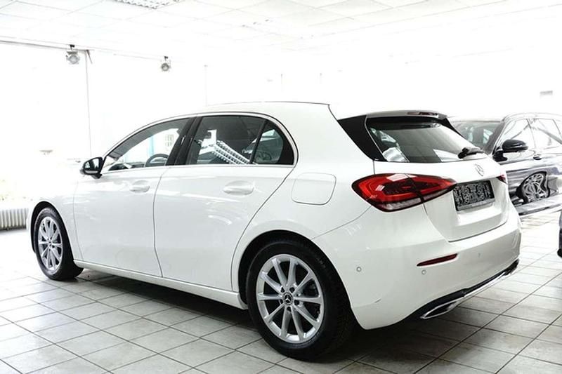Gebraucht Mercedes A220 190 PS (139 kW) 2021 Weiß Limousine