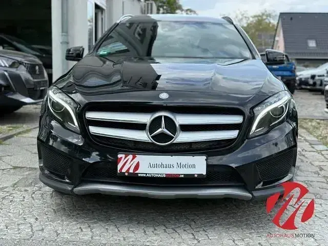 Gebraucht Mercedes GLA220 AMG line 170 PS (125 kW) 2015 Schwarz SUV
