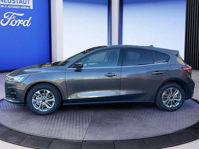 Neu Ford Focus Titanium X 125 PS (91 kW) 2026 Agate black metallic Limousine