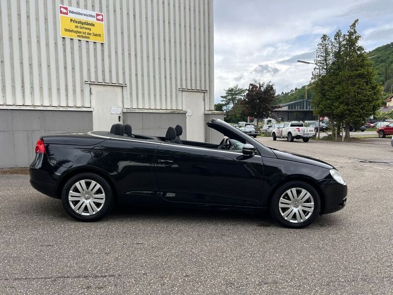 Gebraucht VW Eos 122 PS (89 kW) 2009 Schwarz Cabrio