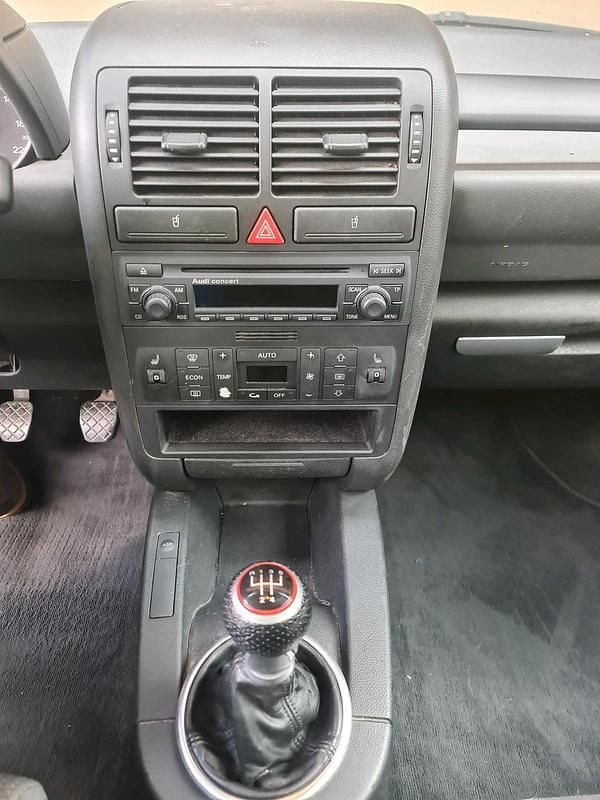 Gebraucht Audi A2 75 PS (55 kW) 2002 Grün Kleinwagen