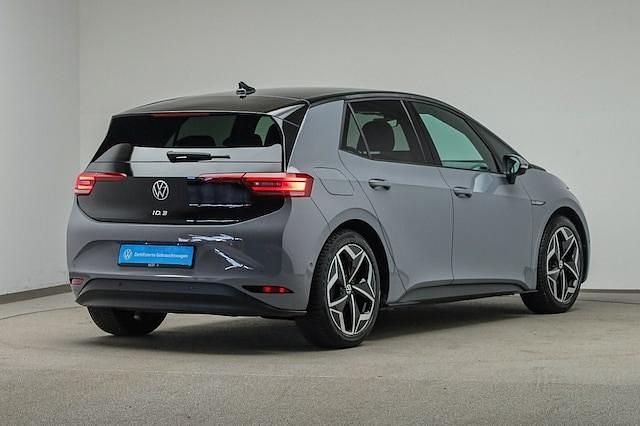 Gebraucht VW ID.3 Pro Performance 150 kW (204 PS) 2022 Mondsteingrau/schwarz Kleinwagen