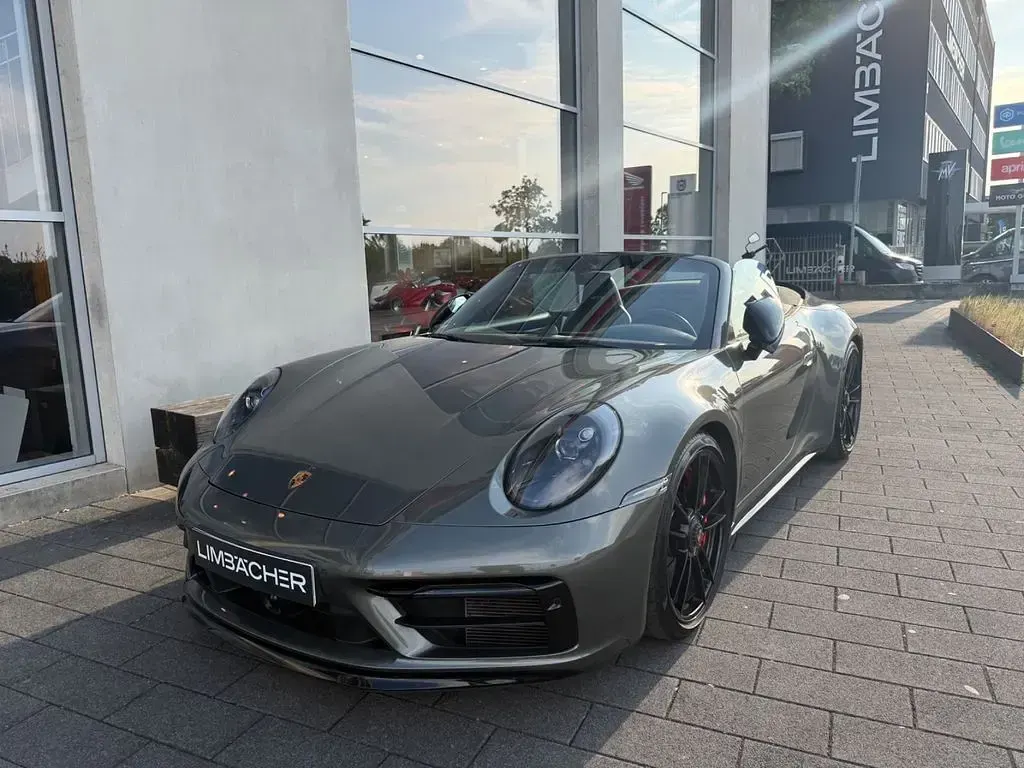 Gebraucht Porsche 992 480 PS (353 kW) 2022 Grün Cabrio