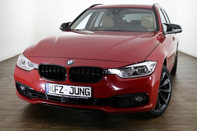 Gebraucht BMW 330 Advantage 258 PS (189 kW) 2018 Rot Kombi