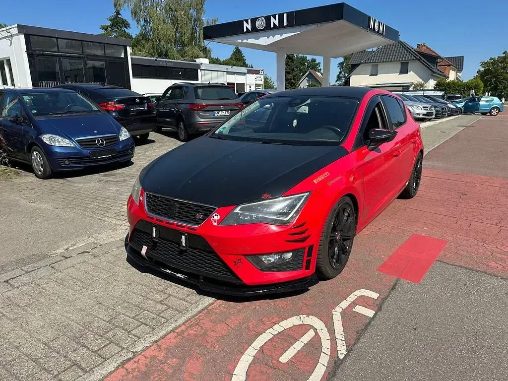 Gebraucht Seat Leon FR 150 PS (110 kW) 2013 Rot Limousine