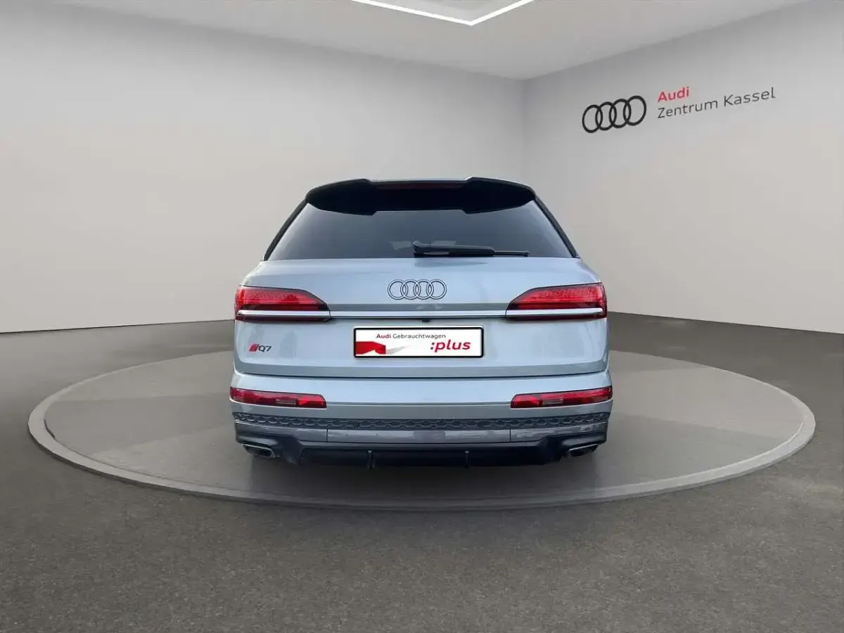 Gebraucht Audi Q7 S-Line 286 PS (210 kW) 2023 Satellitsilber metallic SUV