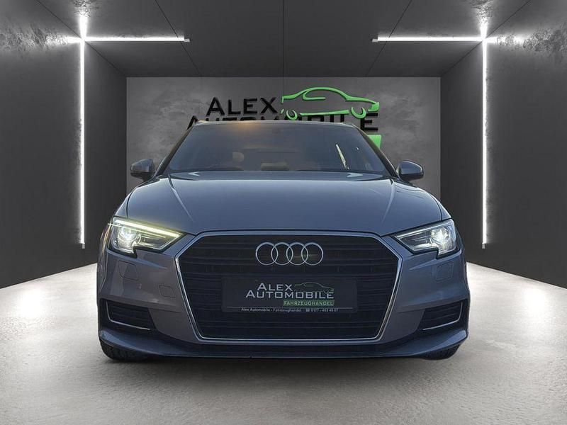 Gebraucht Audi A3 Design 116 PS (85 kW) 2018 Silber Limousine