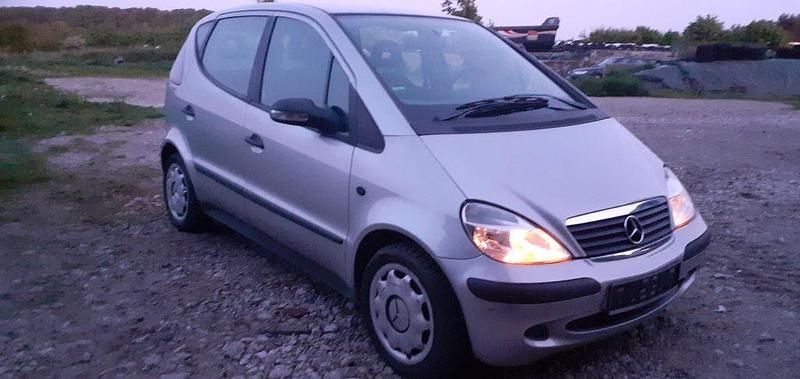 Gebraucht Mercedes A160 102 PS (75 kW) 2002 Silber Van / Kleinbus