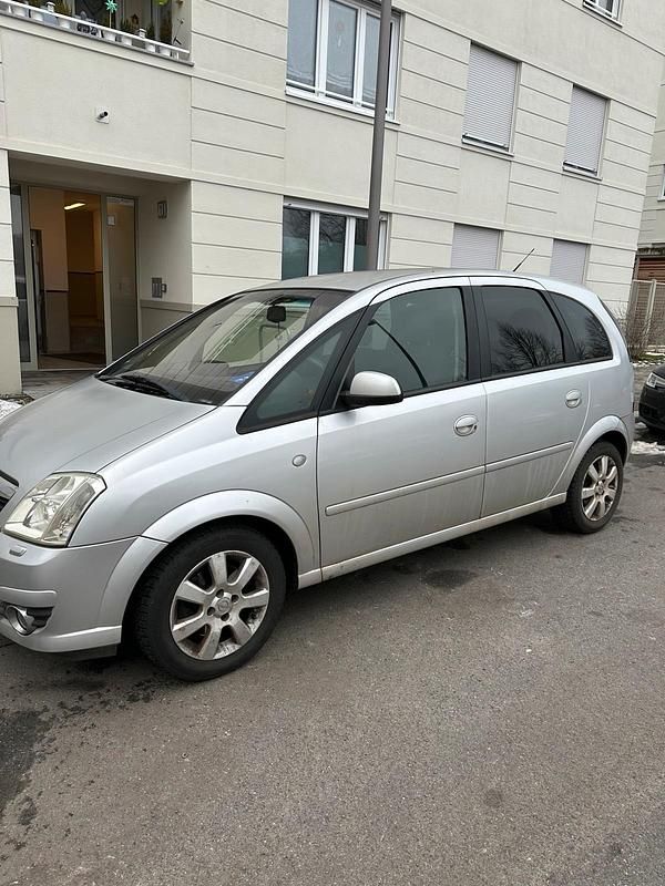 Gebraucht Opel Meriva 120 PS (88 kW) 2007 Silber Van / Kleinbus