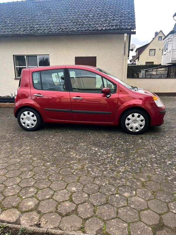 Gebraucht Renault Modus 88 PS (64 kW) 2006 Rot Van / Kleinbus
