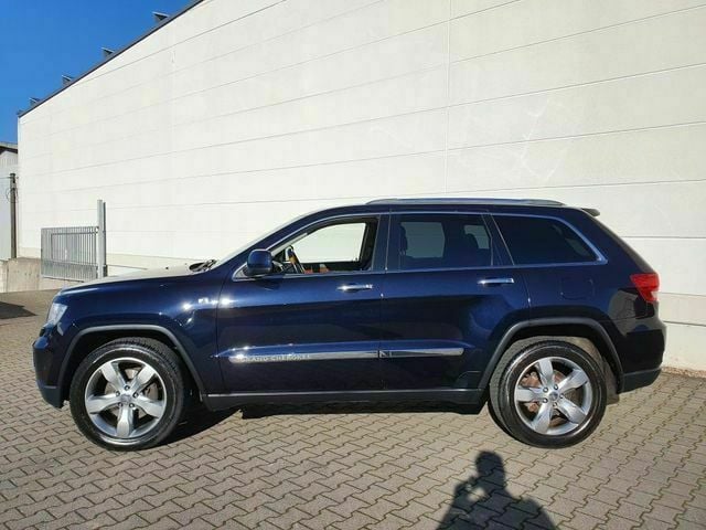 Gebraucht Jeep Grand Cherokee Overland 286 PS (210 kW) 2011 Dunkel blau metallic SUV