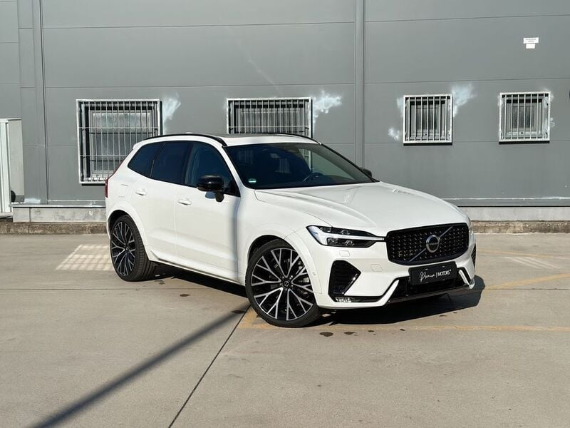 Weiß Gebraucht 2022 Volvo XC60 R-Design SUV | 47.460 € - Bild 1/4