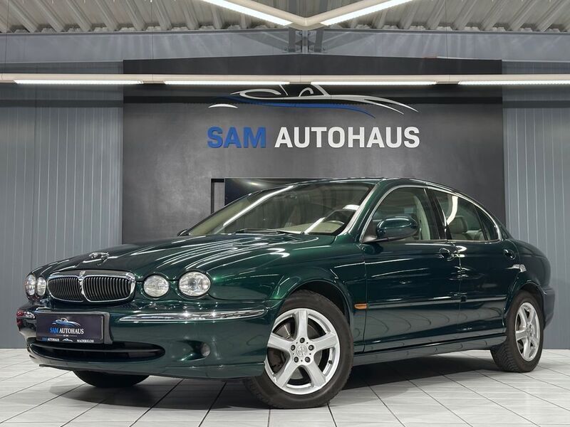 Grün Gebraucht 2003 Jaguar X-type Executive Limousine | 2.950 € (Fairer Preis) - Bild 1/4