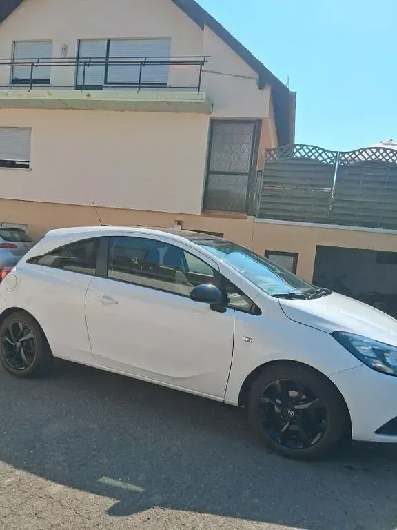 Gebraucht Opel Corsa 90 PS (66 kW) 2017 Weiß Kleinwagen