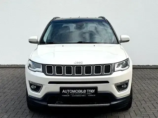 Gebraucht Jeep Compass Opening Edition 170 PS (125 kW) 2017 Weiß SUV