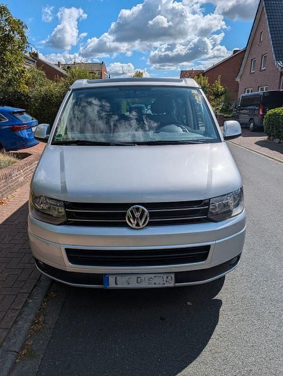 Silber Gebraucht 2014 VW T5 California Van | 27.000 € (Teuer) - Bild 1/4