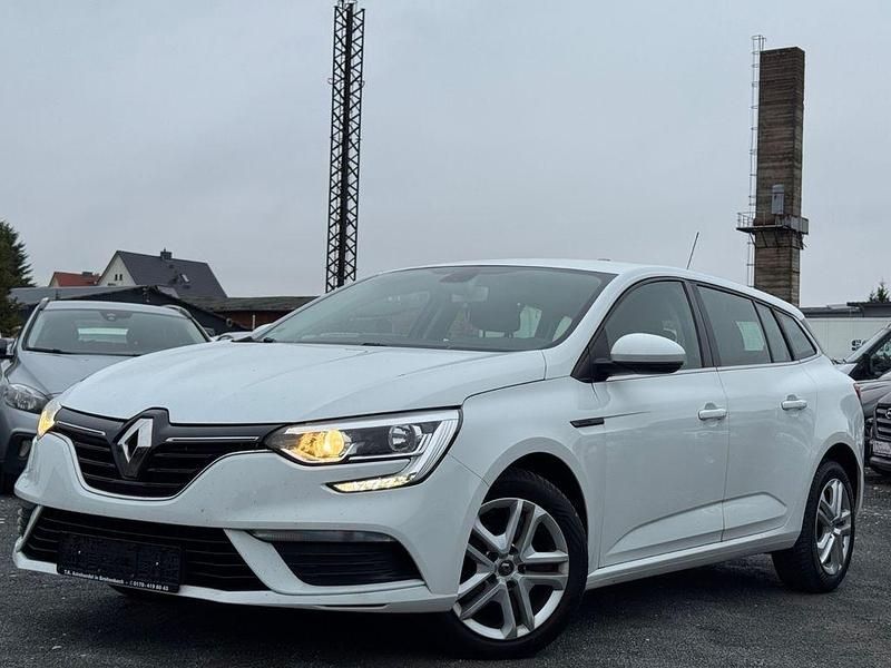 Weiß Gebraucht 2018 Renault Mégane IV | 8.999 € (Superpreis) - Bild 1/4