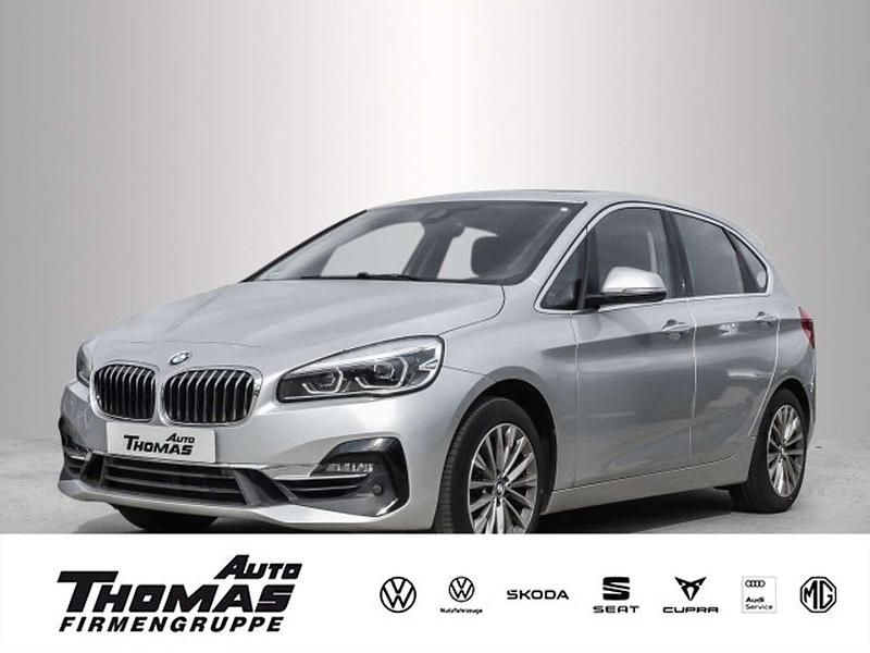 Glaciersilber metallic Gebraucht 2019 BMW 220 Active Tourer M Sport Van / Kleinbus | 20.900 € (Fairer Preis) - Bild 1/2