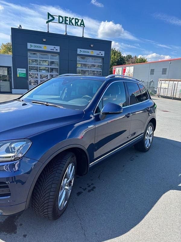 Gebraucht VW Touareg Edition 204 PS (150 kW) 2013 Blau SUV