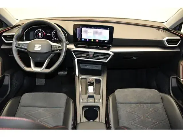 Gebraucht Seat Leon ST FR 150 PS (110 kW) 2022 "urban" silber Kombi