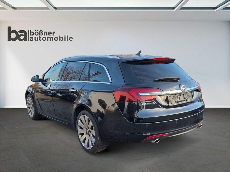 Gebraucht Opel Insignia Innovation 194 PS (142 kW) 2013 Schwarz Kombi