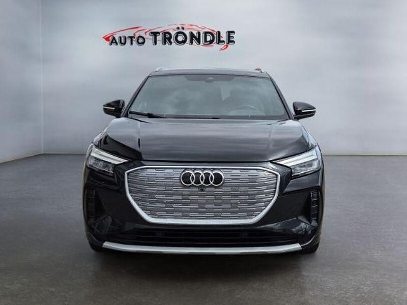 Gebraucht Audi Q4 e-tron Ambiente 150 kW (204 PS) 2023 Schwarz SUV