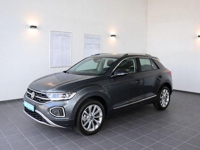 Gebraucht VW T-Roc Style 150 PS (110 kW) 2024 Grau SUV