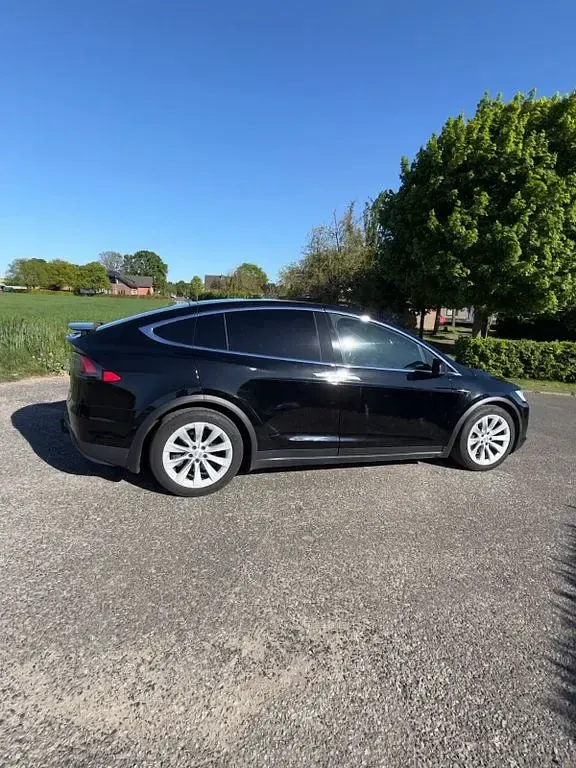 Usado Tesla Model X 244 kW (332 CV) 2019 Negro SUV