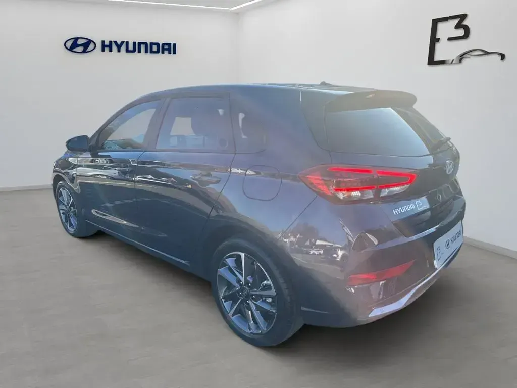 Neu Hyundai i30 Trend 150 PS (110 kW) 2026 Sailing blue / mic Limousine