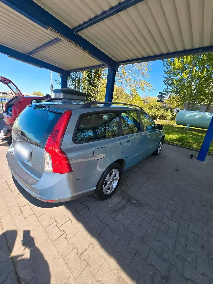 Używany Volvo V50 125 KM (91 kW) 2007 Niebieski Kombi