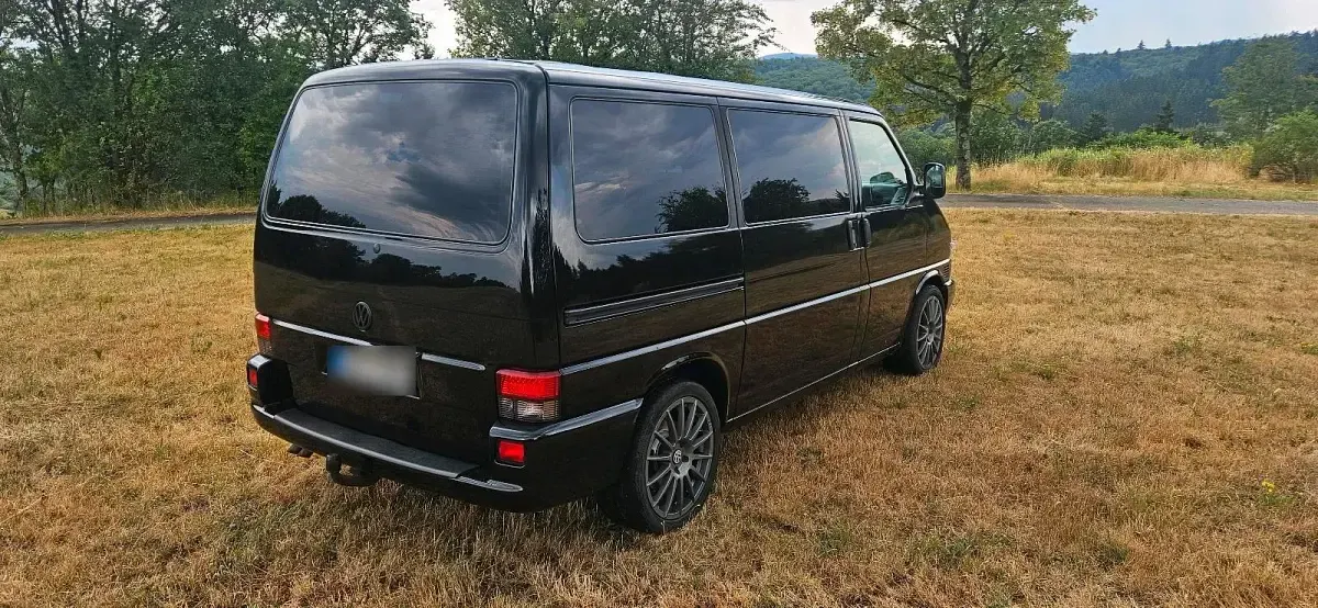 Gebraucht VW T4 Business 151 PS (111 kW) 2000 Schwarz Van