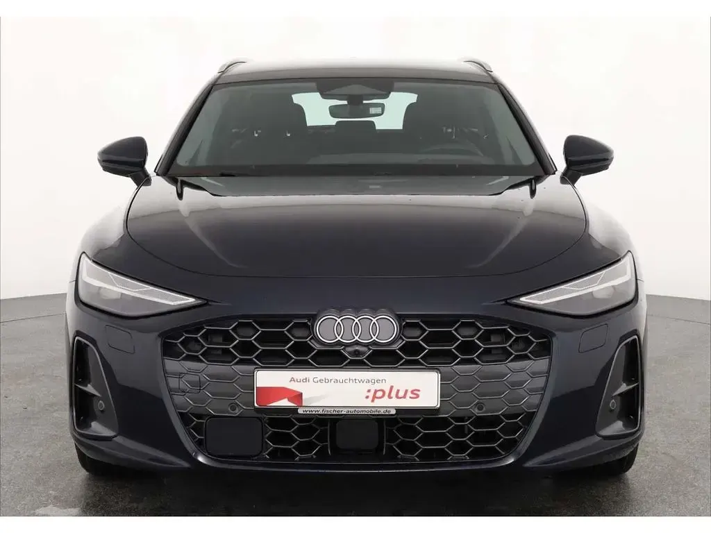 Gebraucht Audi A6 Ambiente 204 PS (150 kW) 2025 Blau Kombi