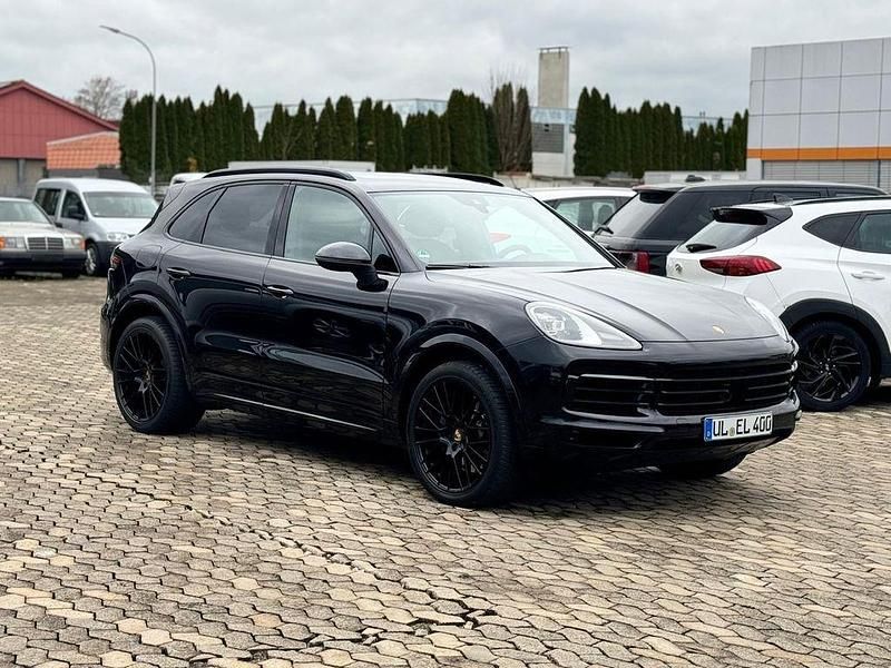 Schwarz Gebraucht 2018 Porsche Cayenne S Sport SUV | 46.950 € (Superpreis) - Bild 1/4