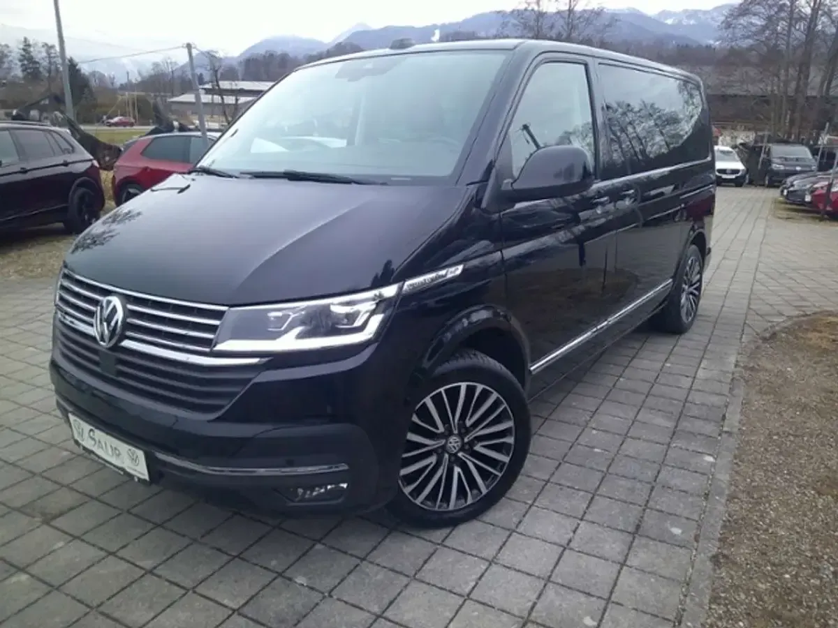 Gebraucht VW Multivan Generation Six 204 PS (150 kW) 2022 Deep black perleffekt Van / Kleinbus