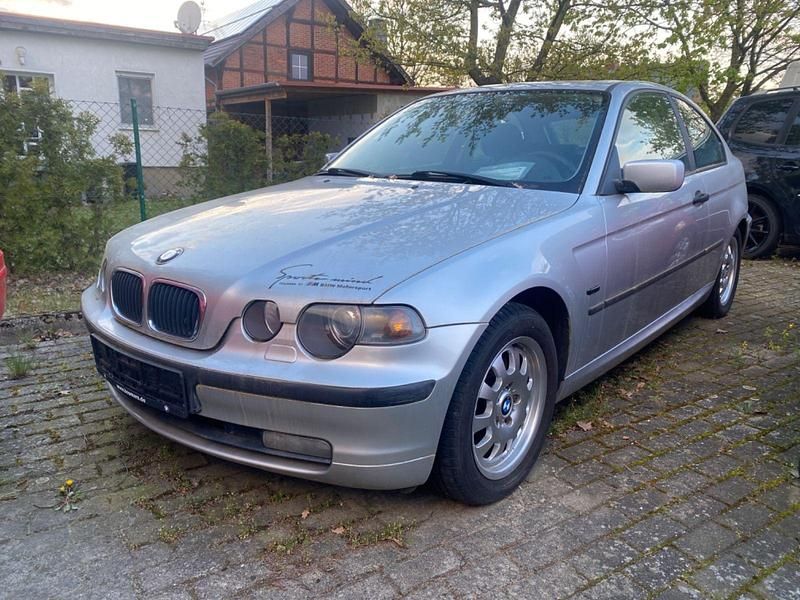 Silber Gebraucht 2005 BMW 316 Compact Sport Line Kleinwagen | 3.499 € (Teuer) - Bild 1/2
