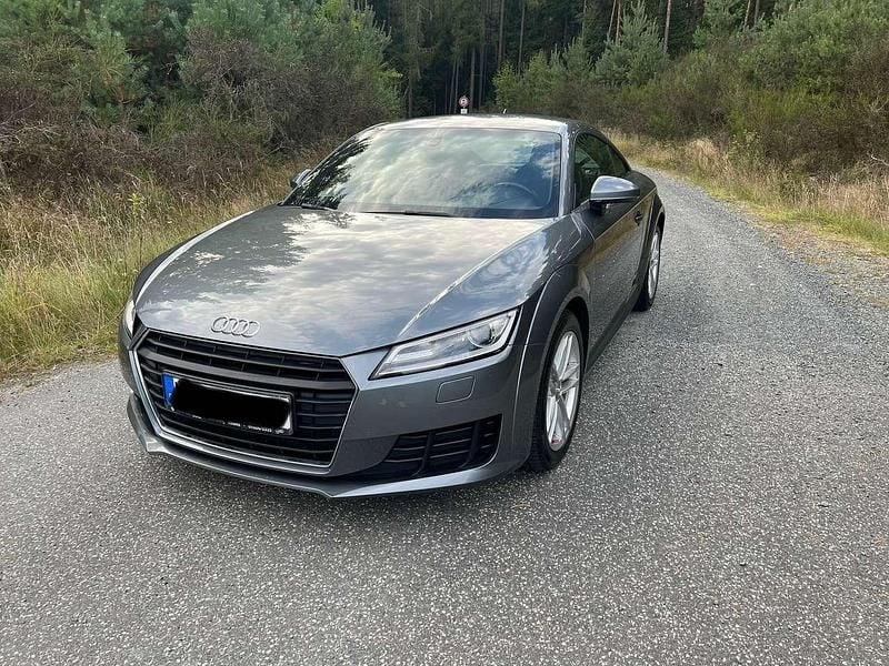 Gebraucht Audi TT 184 PS (135 kW) 2017 Grau Coupé