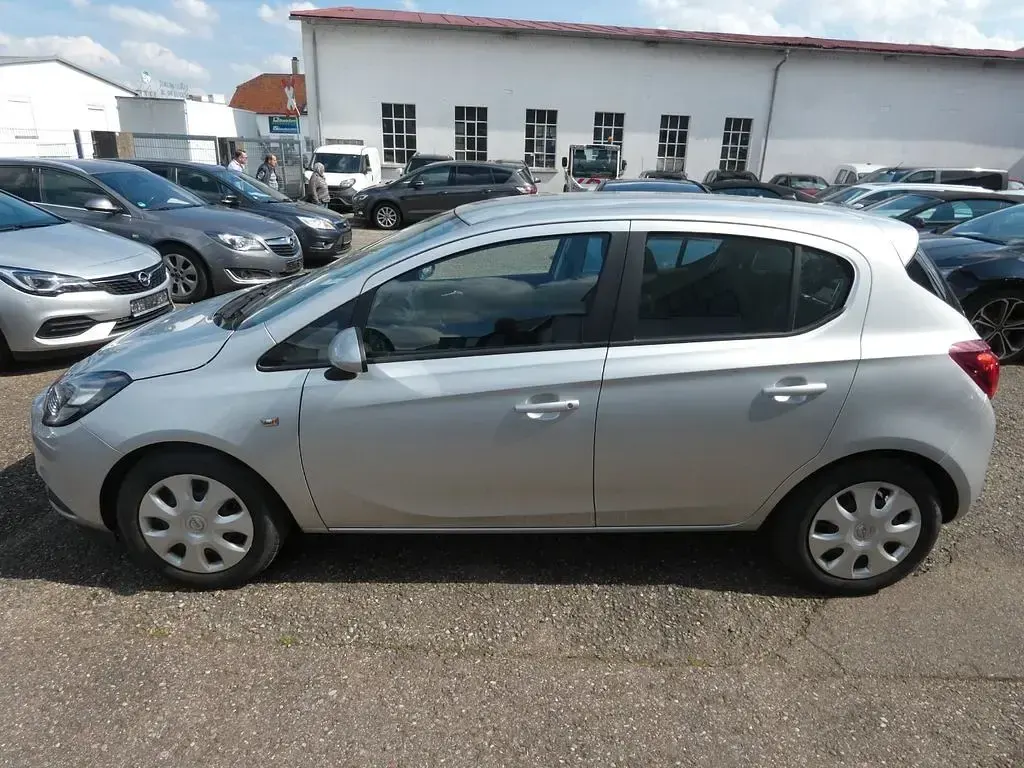 Gebraucht Opel Corsa Edition 90 PS (66 kW) 2018 Argon silber/ice silver (m2) Kleinwagen