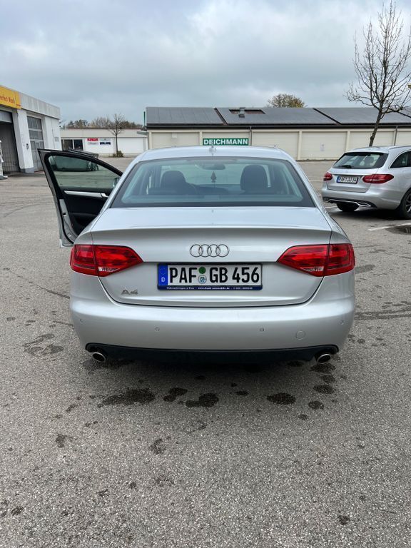Gebraucht Audi A4 Ambiente 190 PS (139 kW) 2010 Grau Kombi