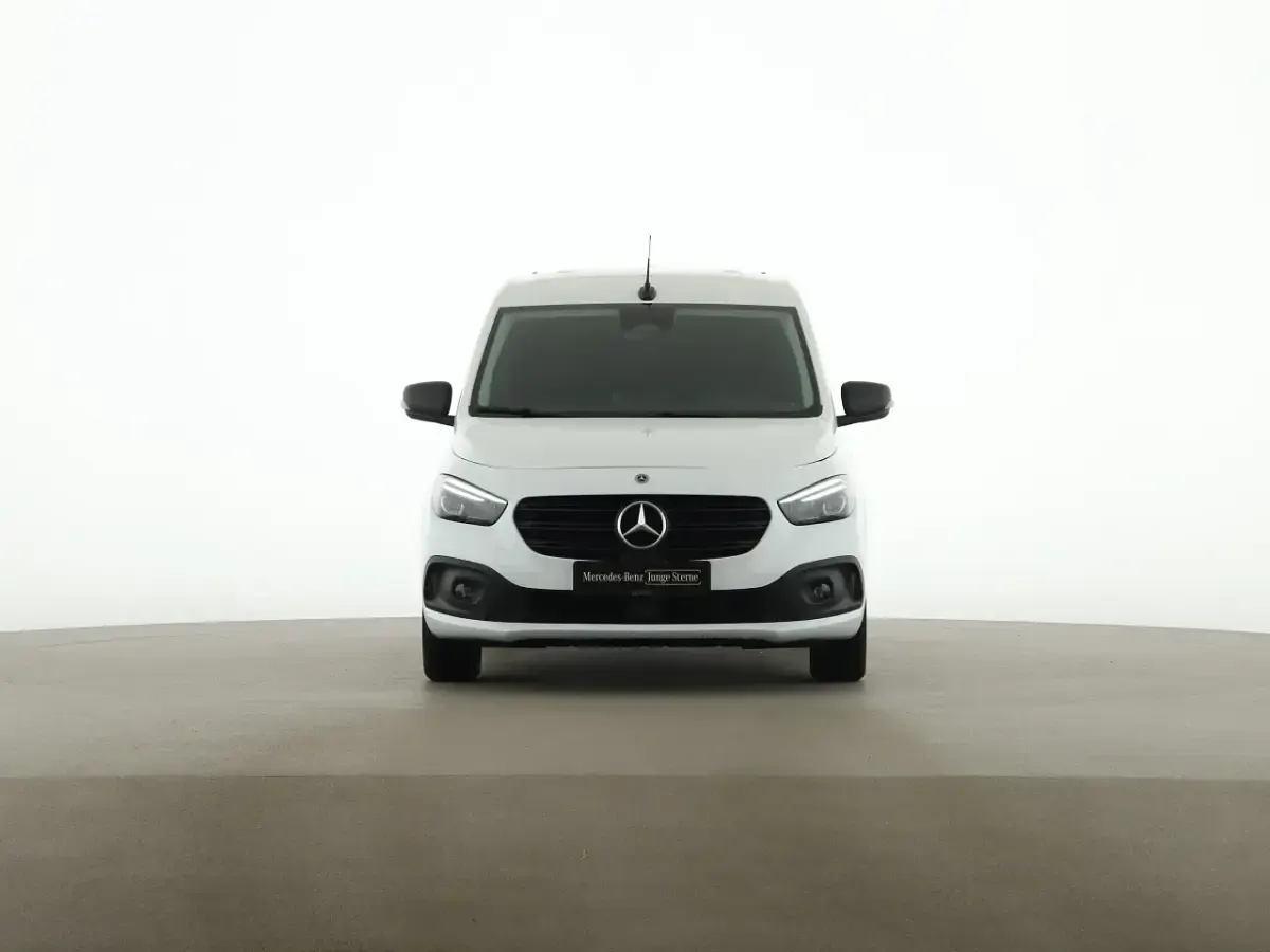 Gebraucht Mercedes Citan 112 116 PS (85 kW) 2025 Weiss Van / Kleinbus